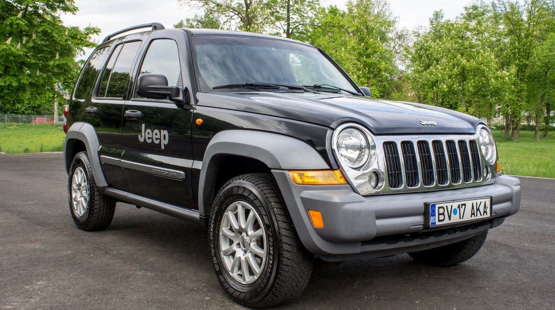 Jeep Cherokee KJ Autoutilitara 5 locuri Facelift 2.7 CRD  An 2005