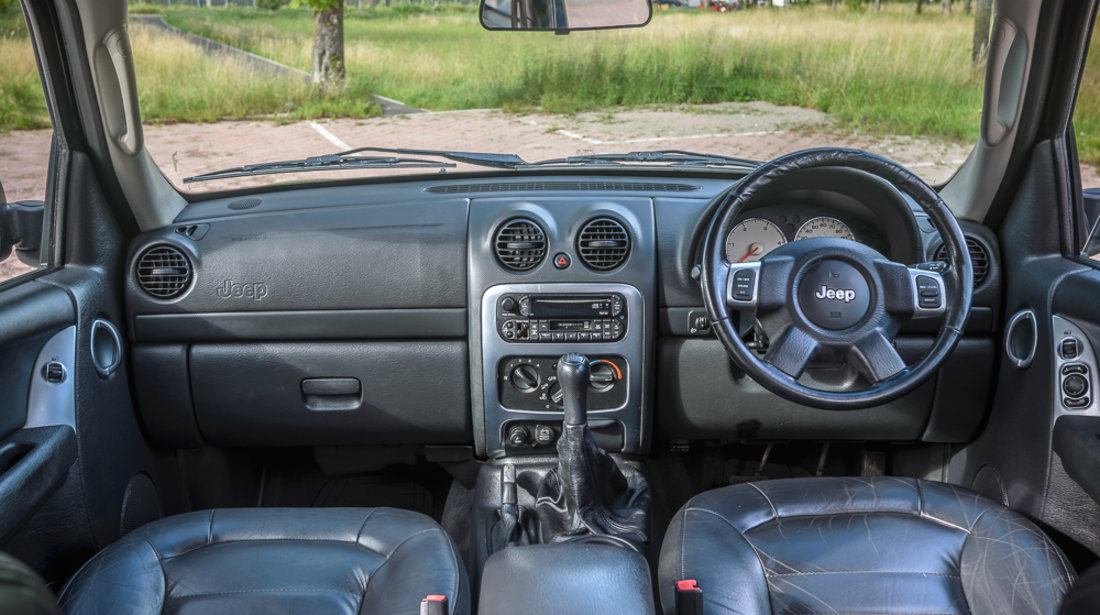 Jeep Cherokee Limited Diesel Manual 2500 CRD An 2002 2002