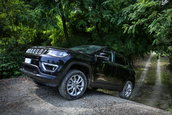 Jeep Compass si Renegade 4Xe