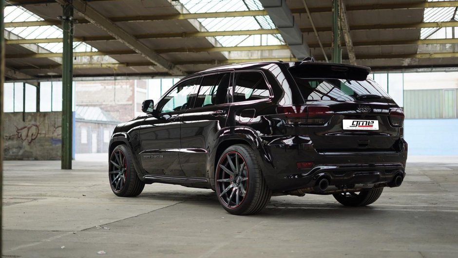 Jeep Grand Cherokee SRT by GME