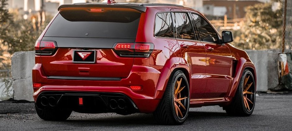 Jeep Grand Cherokee SRT8 cu jante Ferrada