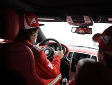 Jeep Grand Cherokee SRT8 Ferrari Edition