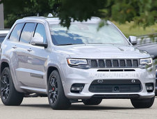 Jeep Grand Cherokee Trackhawk - Poze Spion