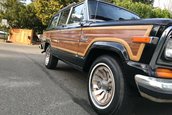 Jeep Grand Wagoneer de vanzare