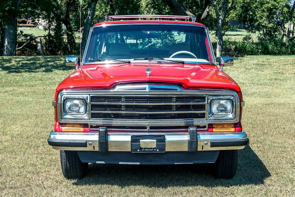 Jeep Grand Wagoneer The Hellwagon