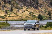 Jeep Wagoneer L si Jeep Grand Wagoneer L