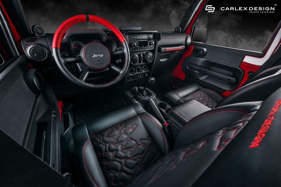 Jeep Wrangler cu interior Carlex