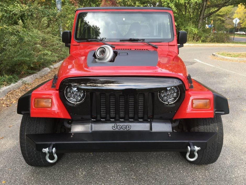 Jeep Wrangler cu motor 2JZ