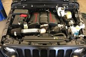 Jeep Wrangler cu motor V8