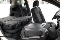 Johnson Controls furnizeaza scaune sport, elegante, pentru noul model minivan Ford B-MAX