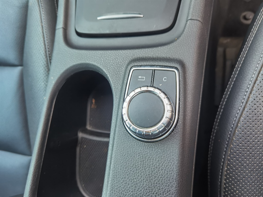 Joistyck mercedes CLA 250 CDI c117