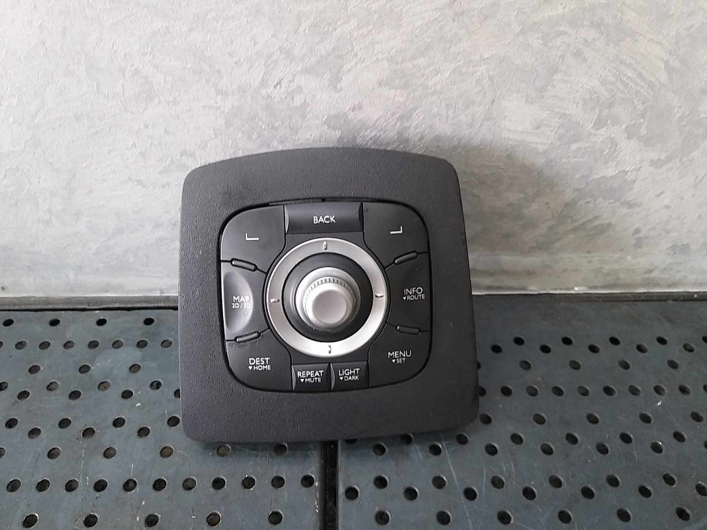 Joystick navigatie renault megane 3 253b00345r