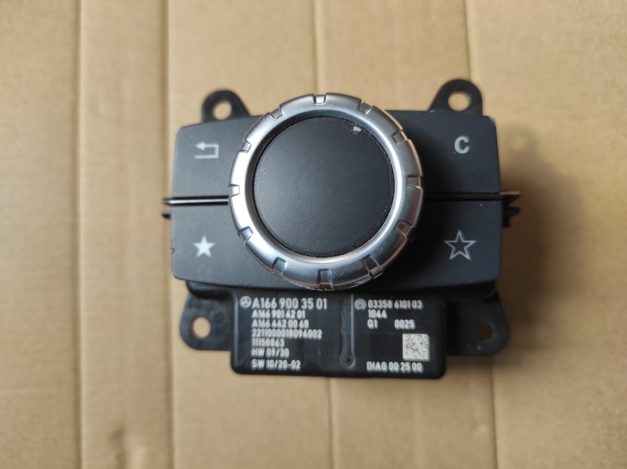Joystick panou butoane navigatie Mercedes ML W166 cod A1669003501