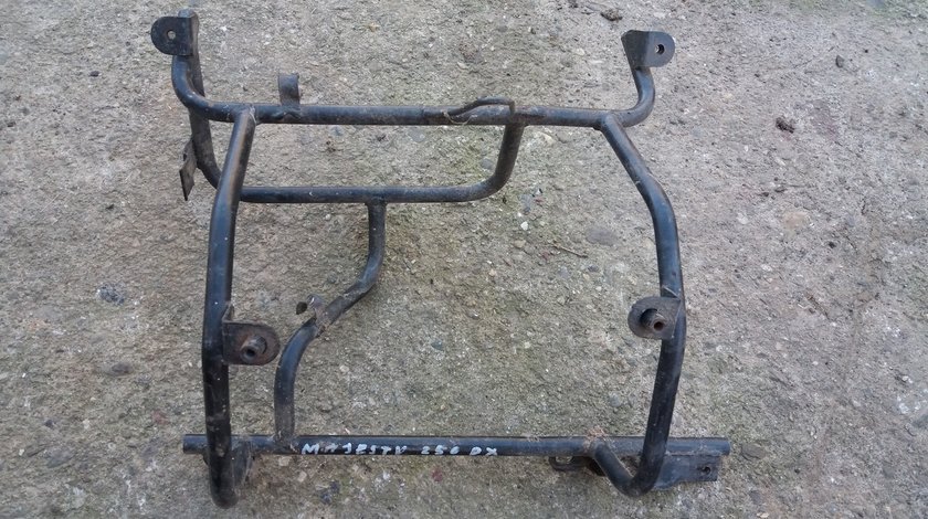 Jug cadru fata Yamaha Majesty 250 din ani 1997 2004