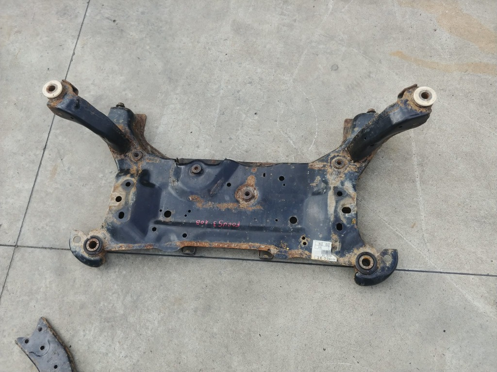 Jug cadru motor 1.0b m1dd ford focus 3