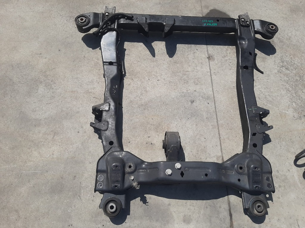 Jug cadru motor 1.7cdti a17dtr opel astra j 13327070