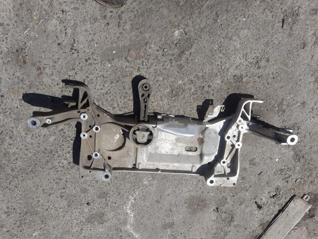 Jug cadru motor 1k0199369f Audi A3 8P [2003 - 2005]