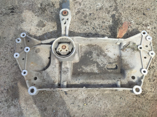Jug cadru motor 1k0199369g 1.6 tdi cayc Volkswagen VW Golf 5 [2003 - 2009]