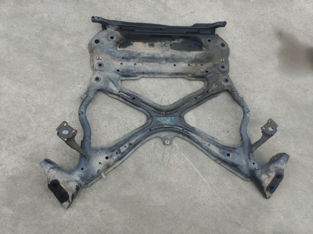 Jug cadru motor 2.0 tdi deu audi a4 b9 8w facelift 2018 8w1399347g