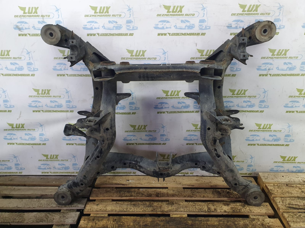 Jug cadru motor 3.0 tdi Volkswagen VW Touareg generatia 2 7P [facelift] [2014 - 2018]