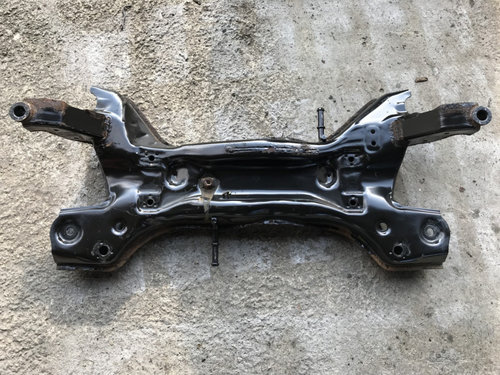 Jug cadru motor Skoda Fabia 1.2TSI hatchback 2011 (cod intern: 14067)