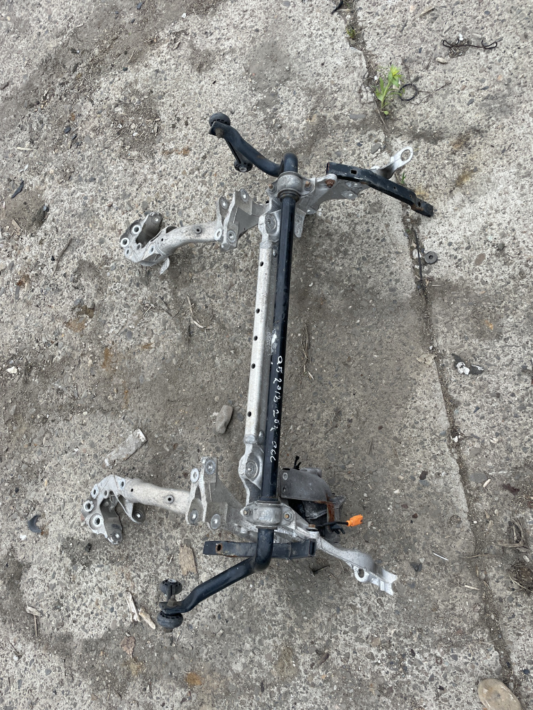 Jug motor Audi Q5 2.0 Motorina 2013, -
