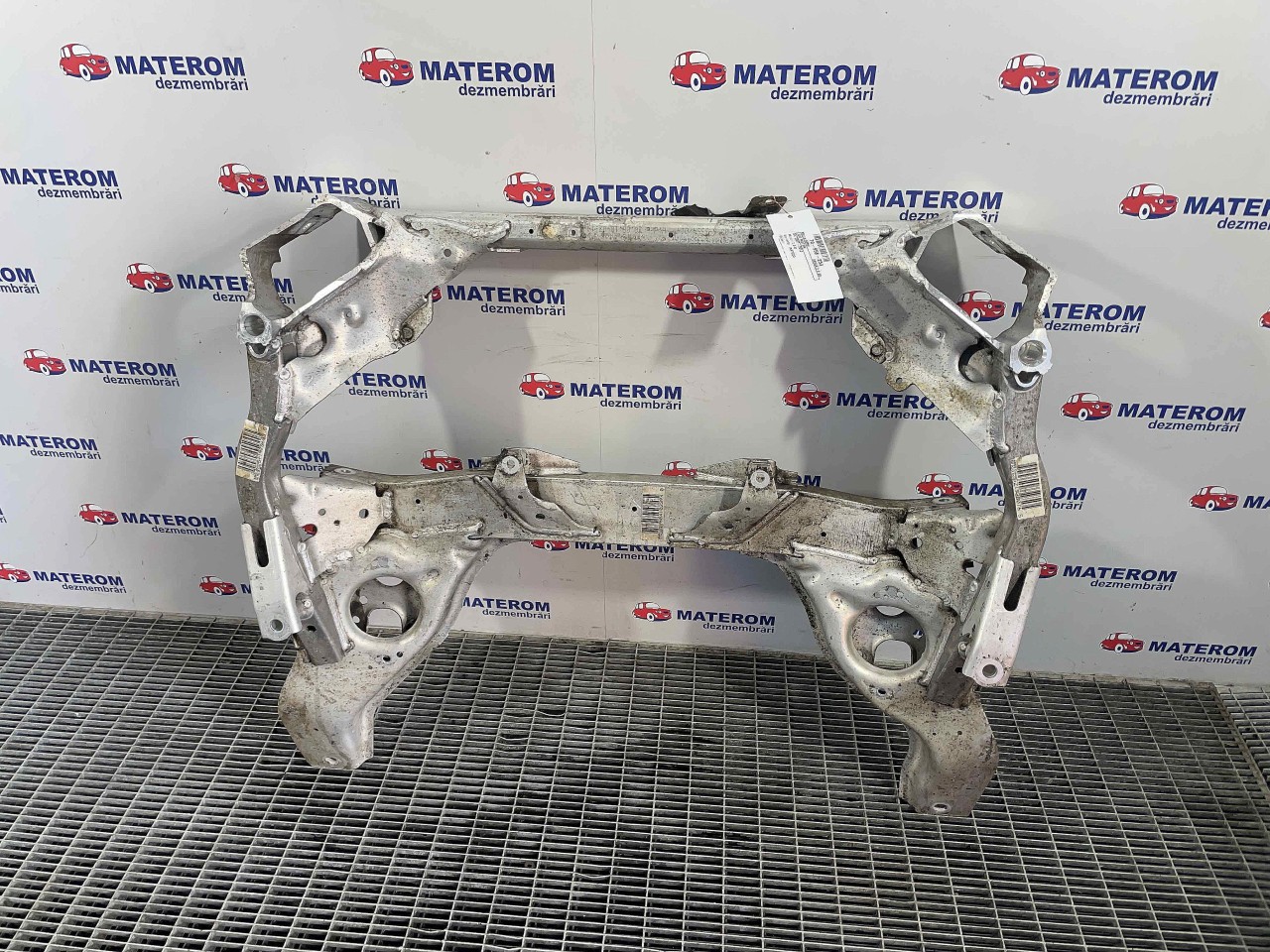 JUG MOTOR BMW SERIA 3 E 90 SERIA 3 E 90 2.0 D - (2007 2012)
