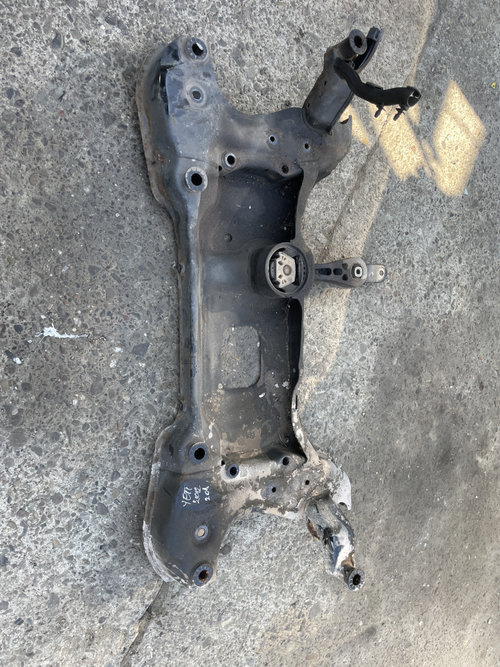 Jug motor Skoda Yeti 2.0 Motorina 2012