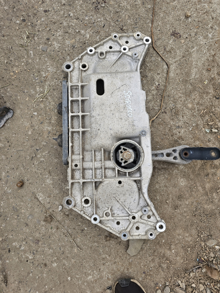 Jug motor Volkswagen Scirocco 2.0 Motorina 2013