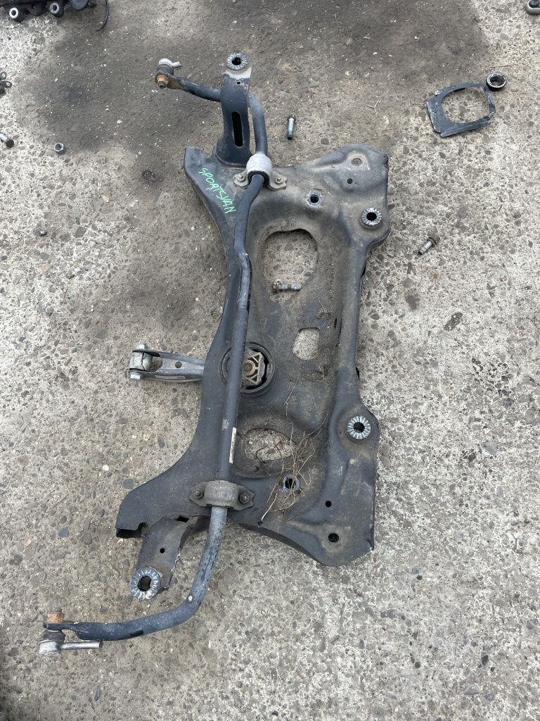 Jug motor Volkswagen Sportsvan 2.0 Motorina 2014