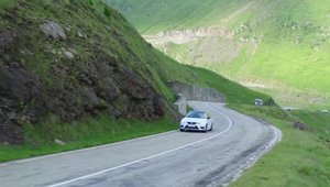 Jurnalistii francezi au venit pe Transfagarasan sa testeze un Leon de 290 cp