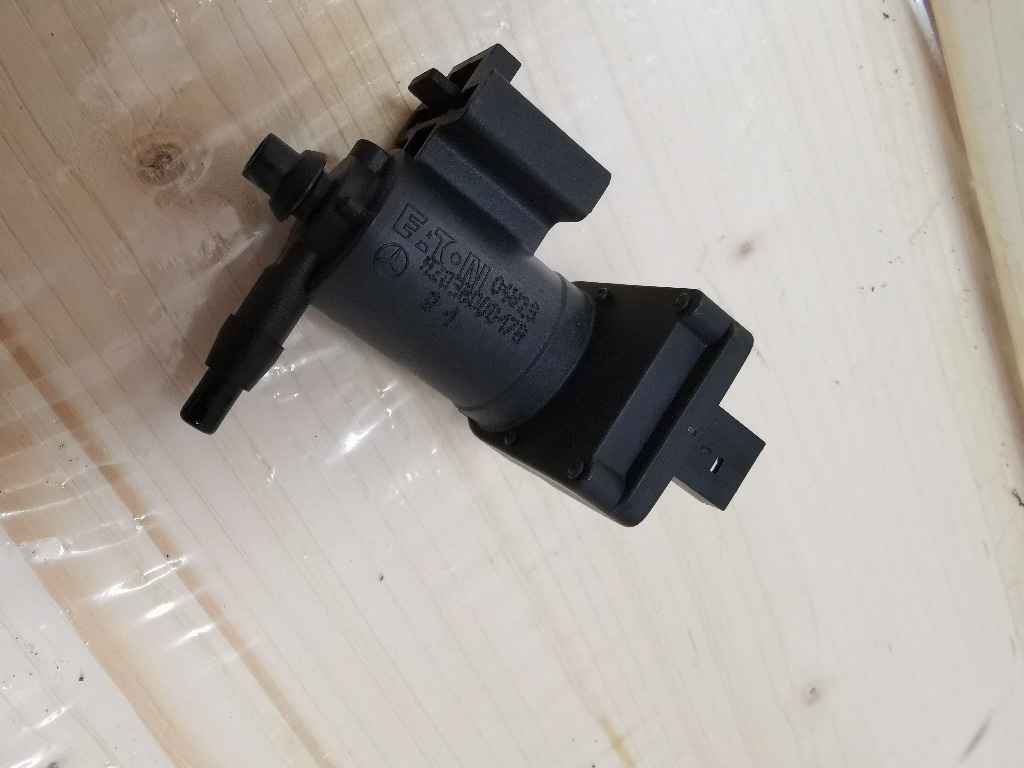 K1060 ELECTRO VALVA Vacuum A2038000173 CLK C 209 W209 C203