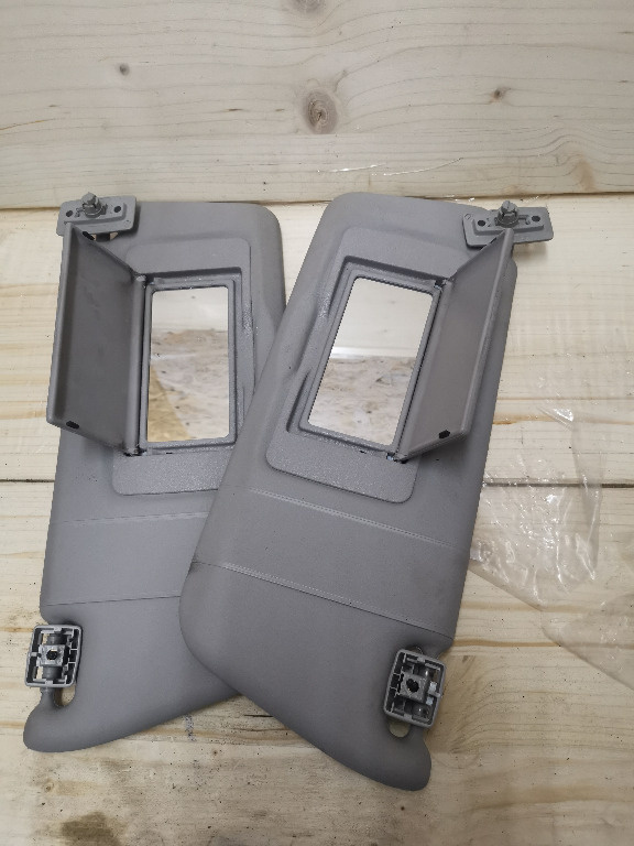 K1179 SET 2 PARASOLARII + PRINDERI A2038179620 C209 W209 2002....2009