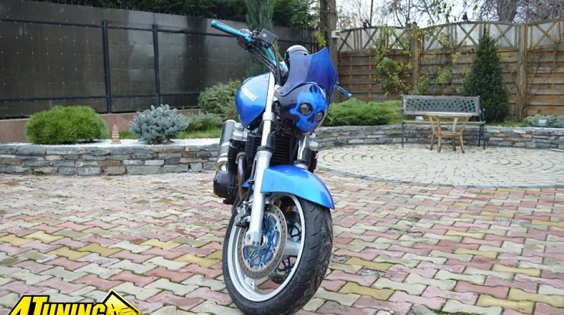 Kawasaki zr750