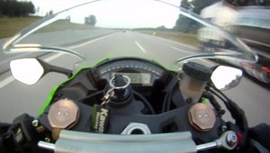 Kawasaki ZX-10R versus Audi RS6 Avant - Part. 1