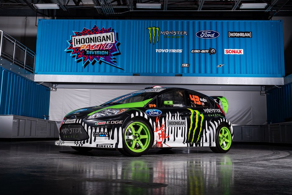 Ken Block si-a scos la vanzare vechile masini. Multe au fost folosite in seria Gymkhana