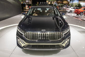 Kia Cadenza - Poze Reale