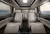 Kia Carnival Hi Limousine