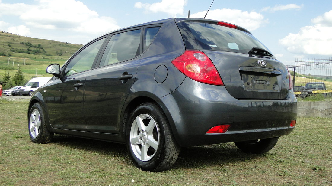 Kia Cee'd 1.6crdi 2009