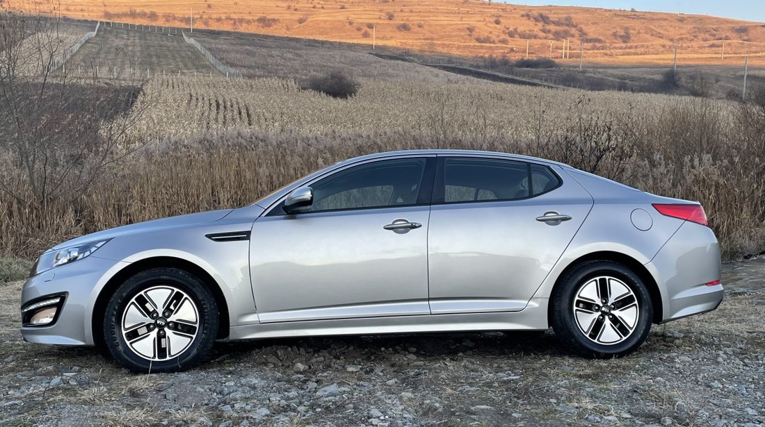 Kia Optima 2.0 hybrid 2013