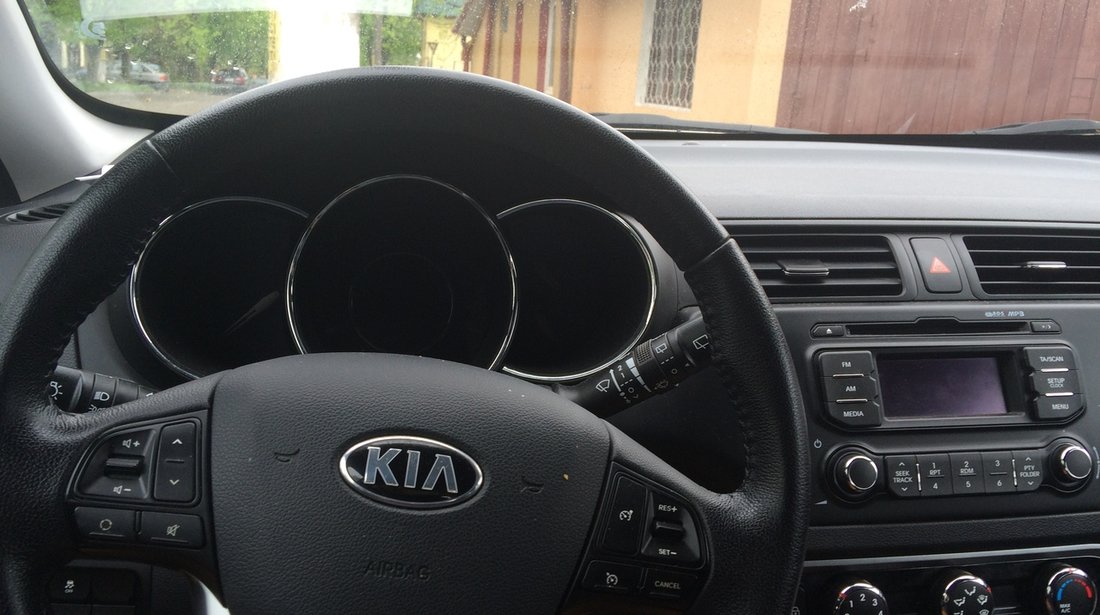 Kia Rio 1.2 2013