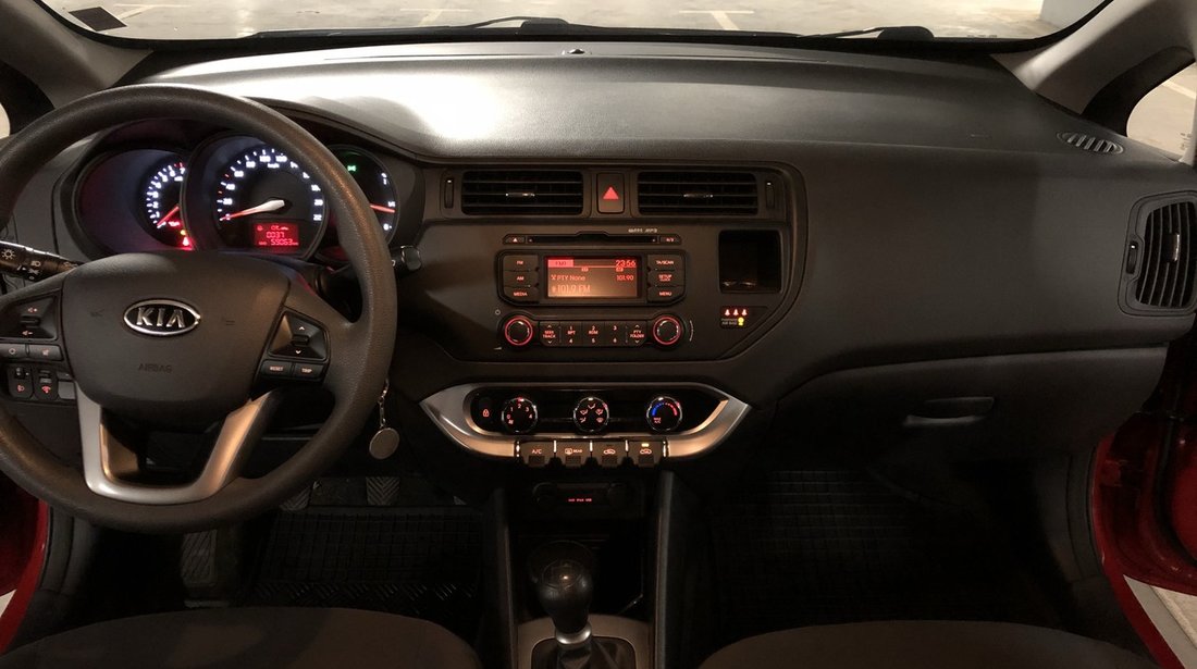 Kia Rio 1.20 GSL 2013