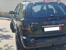 Kia Sorenta transformata in Mercedes ML