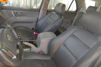 Kia Sorenta transformata in Mercedes ML