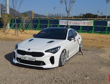 Kia Stinger cu jante Vossen