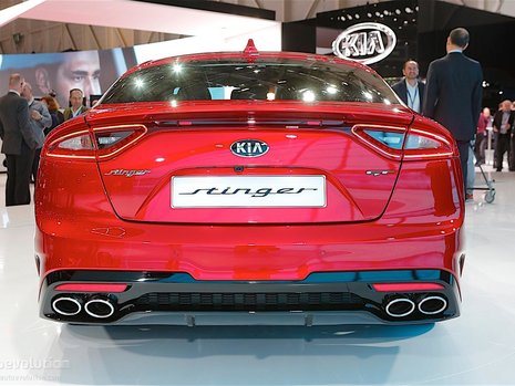 Kia Stinger- Poze reale