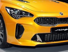 Kia Stinger - Poze Reale