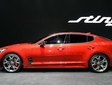 Kia Stinger - Poze Reale