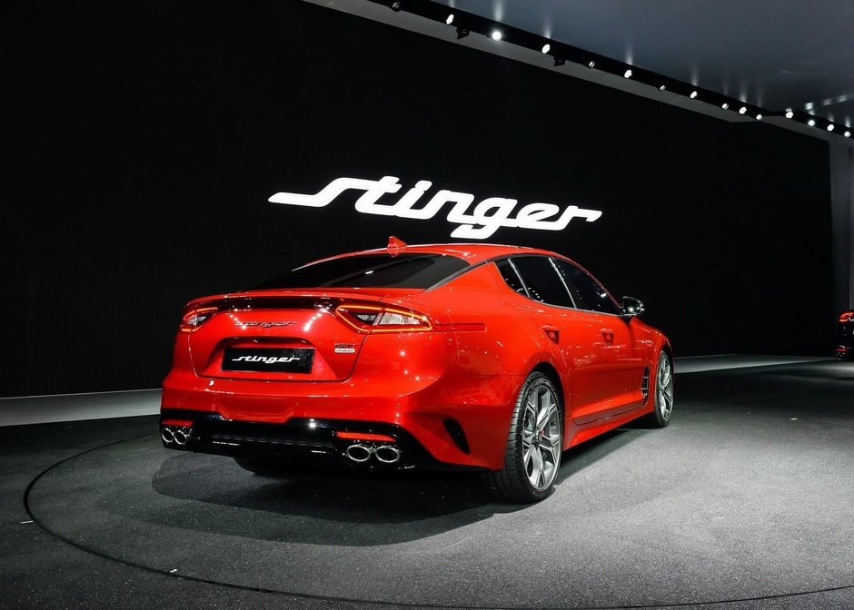 Kia Stinger - Poze Reale