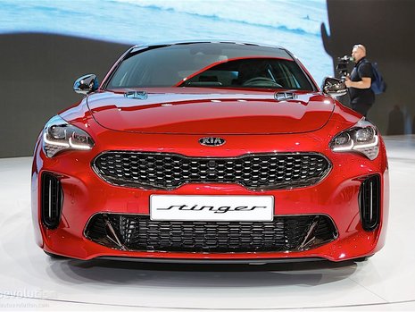 Kia Stinger- Poze reale